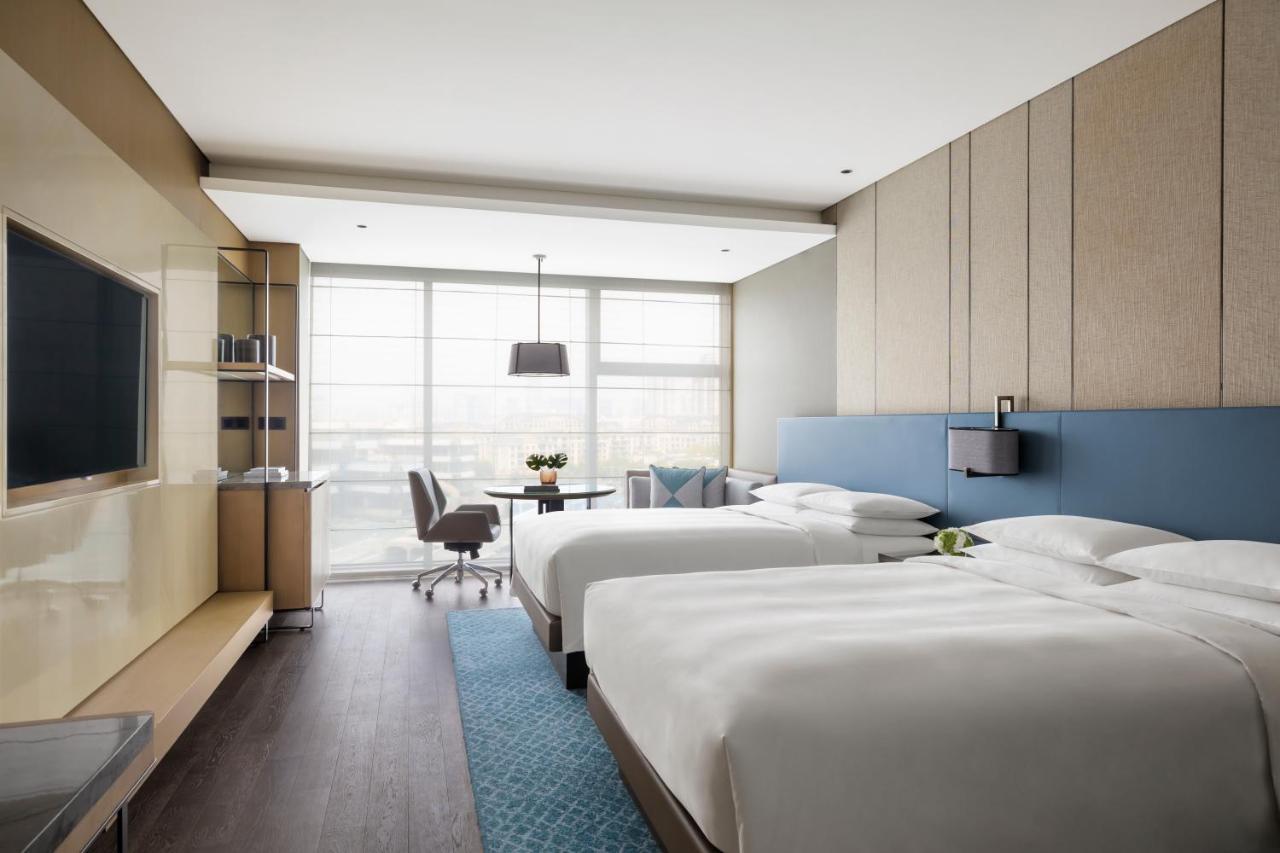 Xuzhou Marriott Hotel Lakeview Exterior foto