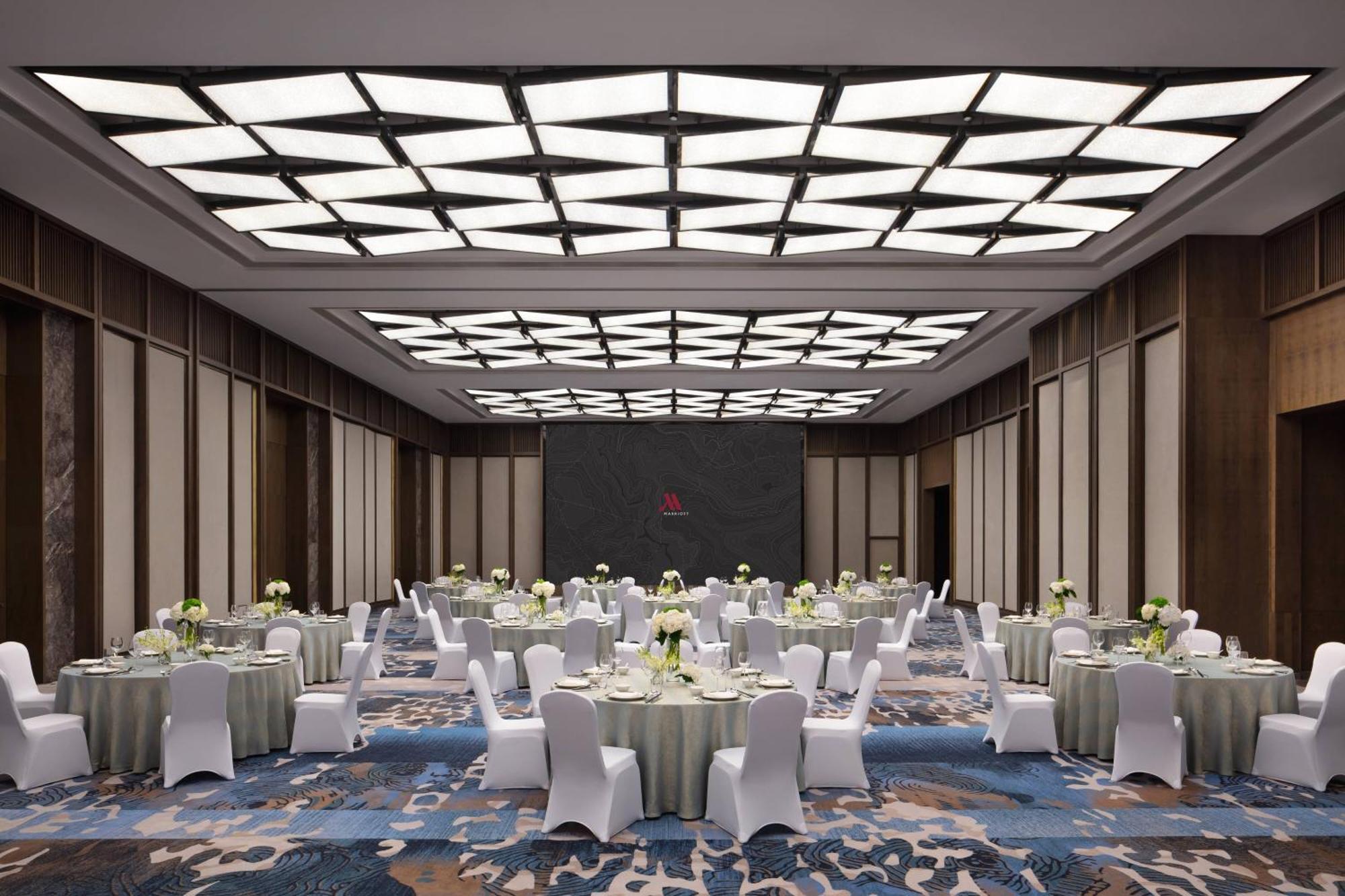 Xuzhou Marriott Hotel Lakeview Exterior foto