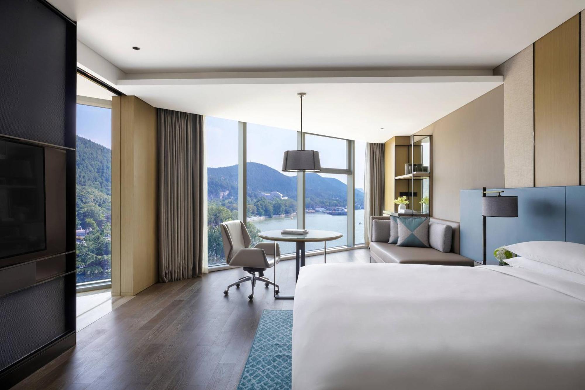 Xuzhou Marriott Hotel Lakeview Exterior foto